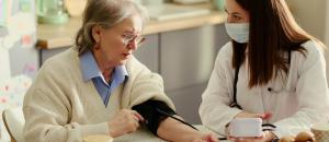 Cotations NGAP : les changements clés à maîtriser pour les infirmiers