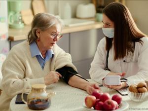  alt="Cotations NGAP : les changements clés à maîtriser pour les infirmiers"